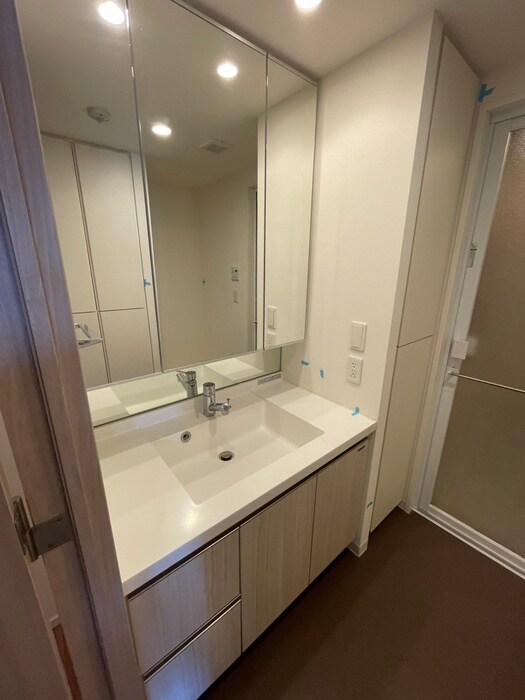 物件内観写真13　(洗面)