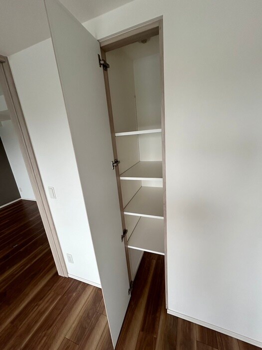 物件内観写真14　(収納)