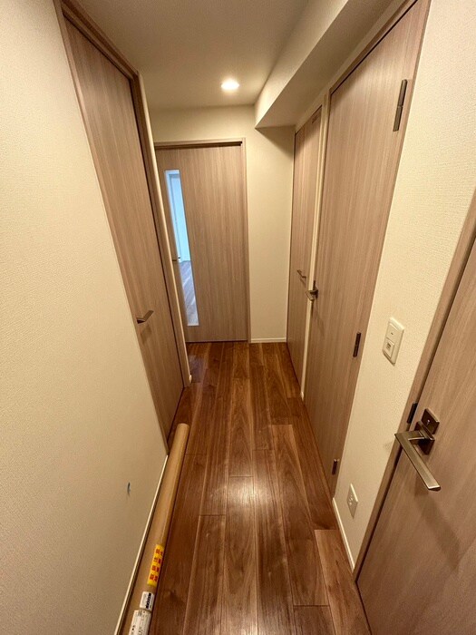 物件内観写真20　(廊下)