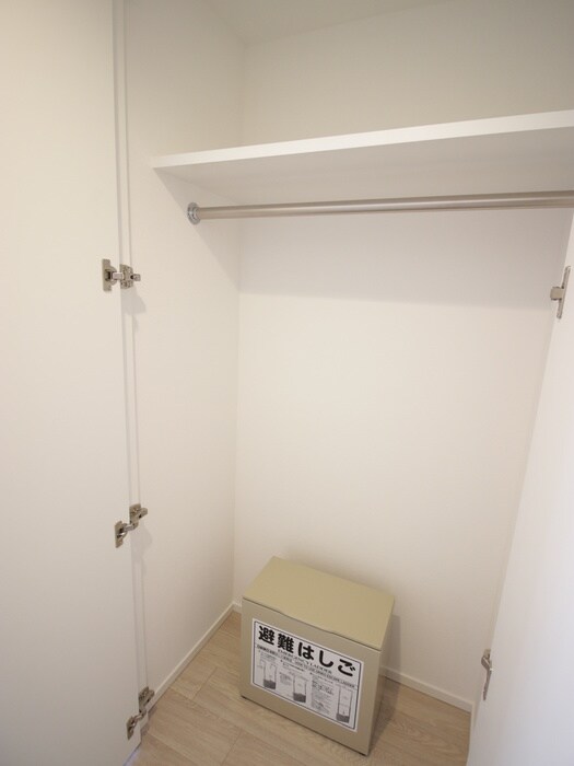 物件内観写真15　(収納)
