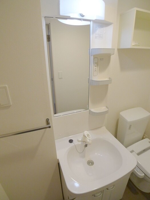 物件内観写真13　(洗面)