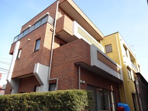 CASA　BELLA　RIVA外観写真