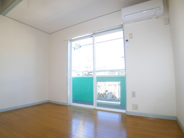 物件内観写真9　(居室)