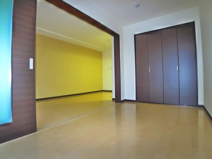 物件内観写真8　(居室)