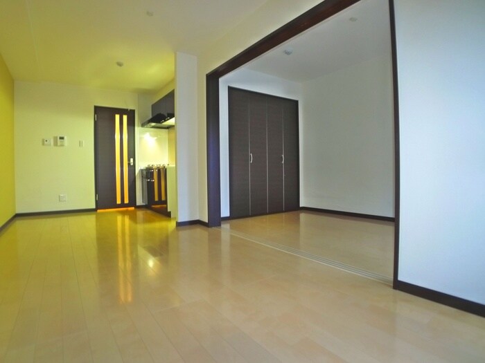 物件内観写真9　(居室)