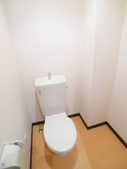 物件内観写真15　(トイレ)