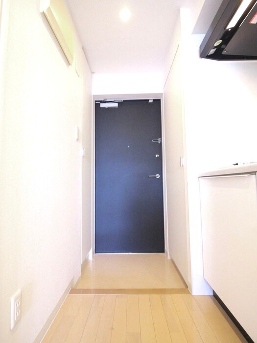 物件内観写真15　(玄関)