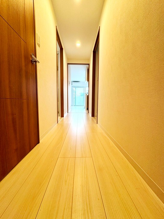 物件内観写真18　(廊下)