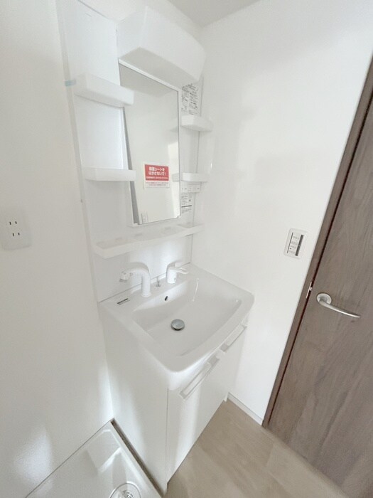 物件内観写真9　(洗面)