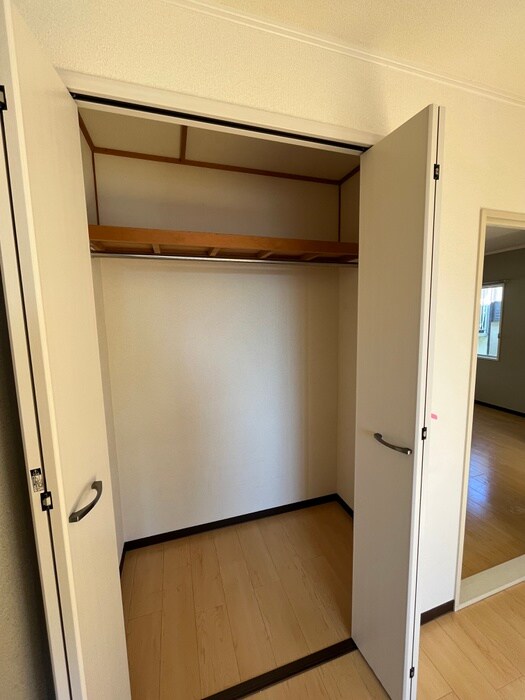 物件内観写真7　(収納)