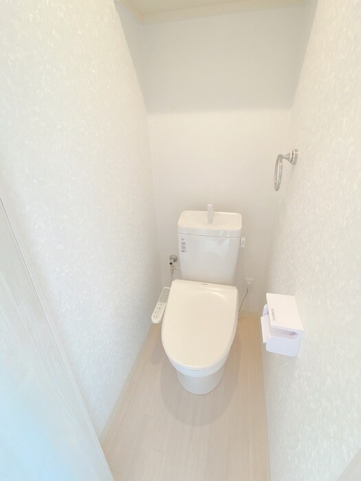 物件内観写真16　(トイレ)