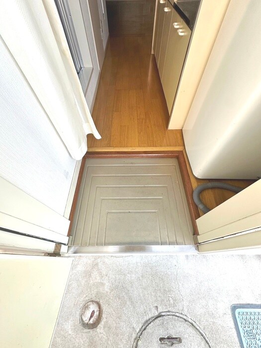 物件内観写真20　(玄関)