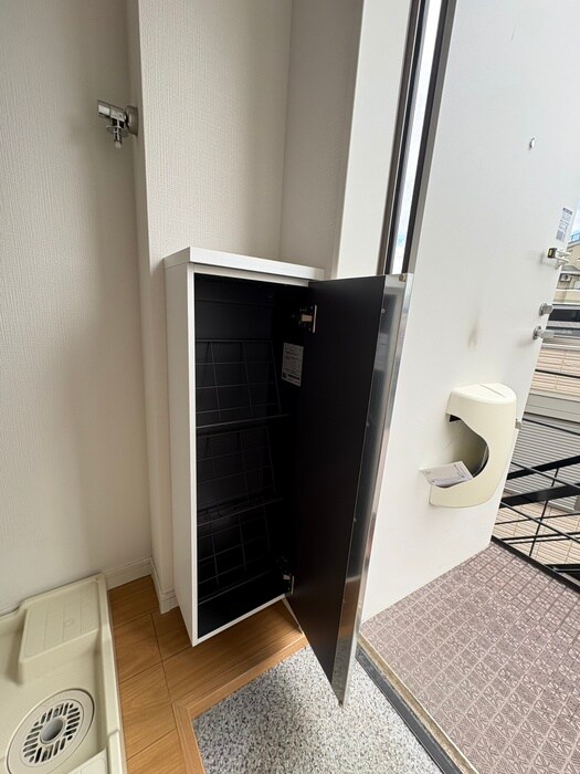 物件内観写真18　(靴箱)