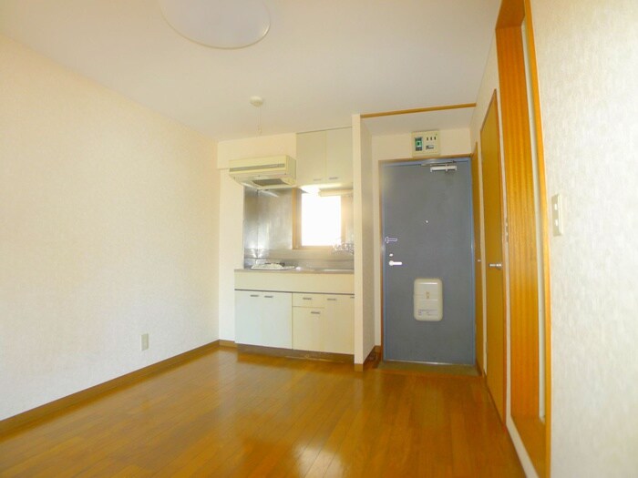 物件内観写真10　(室内からの展望)