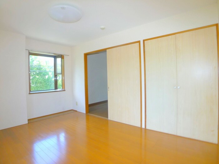 物件内観写真12　(居室)