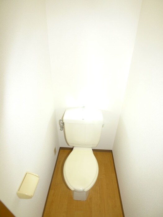 物件内観写真15　(トイレ)