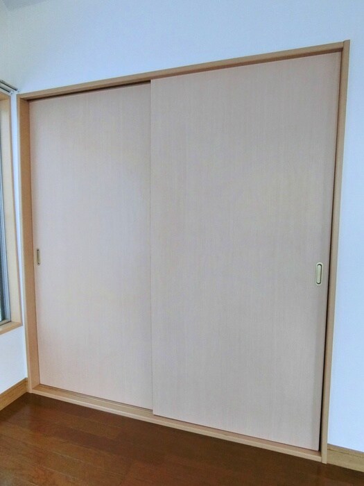 物件内観写真10　(収納)