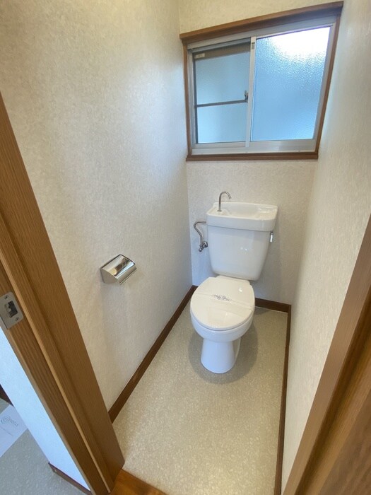 物件内観写真12　(トイレ)