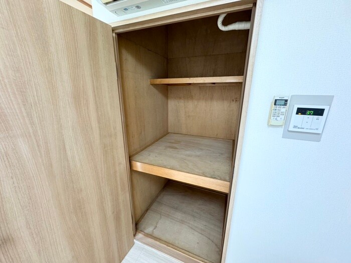 物件内観写真10　(収納)