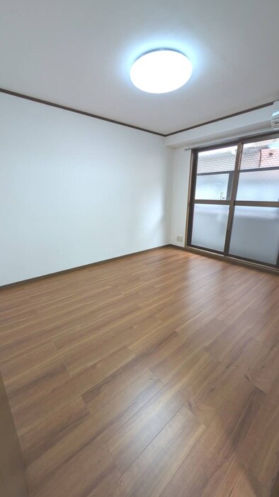 物件内観写真18　(居室)