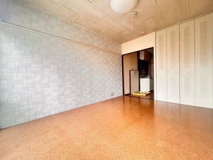 物件内観写真9　(居室)