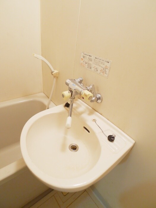 アローズ　Ｎo５の洗面