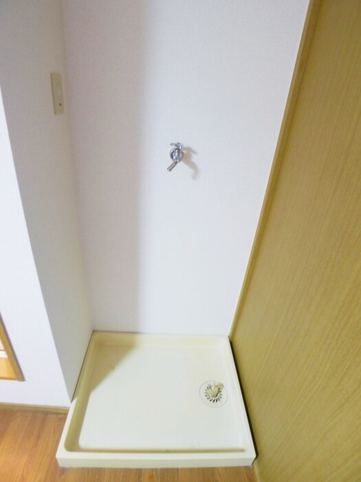 アローズ　Ｎo５の洗濯機置場