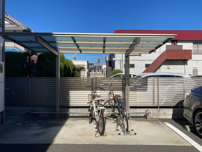 フィカーサの駐輪場