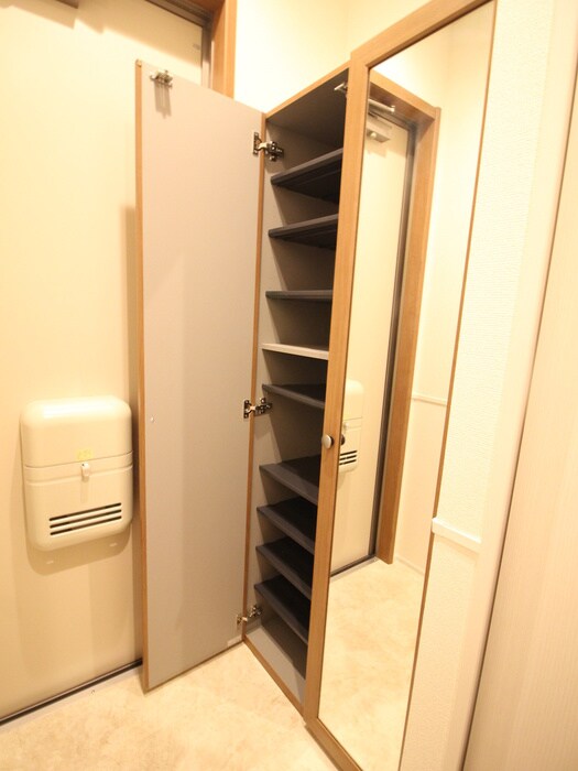 フィカーサの靴箱