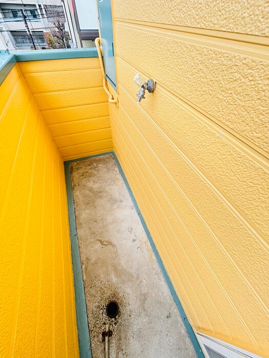 物件内観写真13　(洗濯機置場)