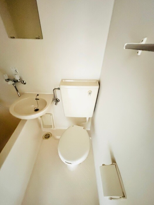 物件内観写真16　(トイレ)