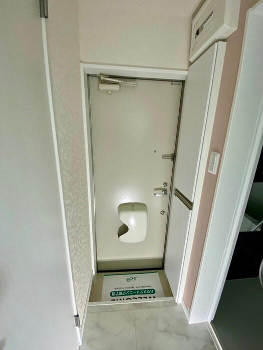 ユナイト宮前平バジーリオの玄関