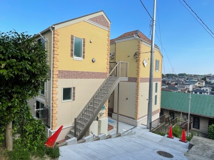 ユナイト宮前平バジーリオの外観写真