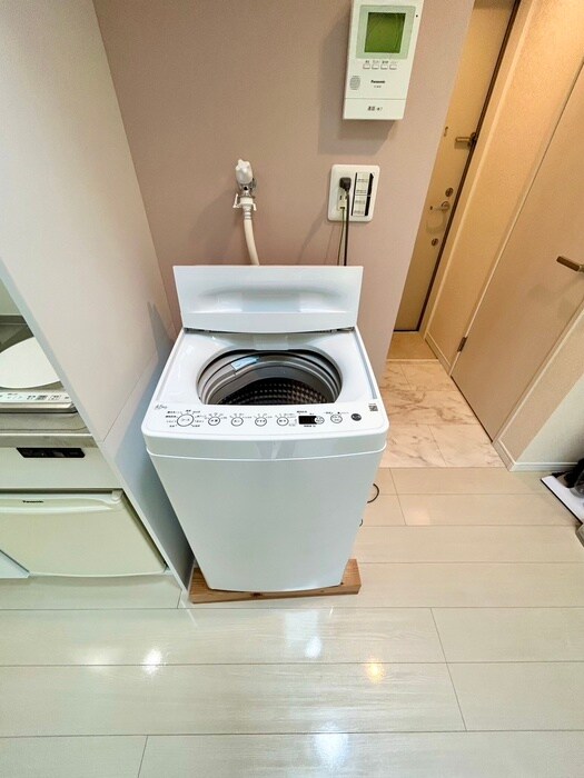 物件内観写真11　(洗濯機置場)