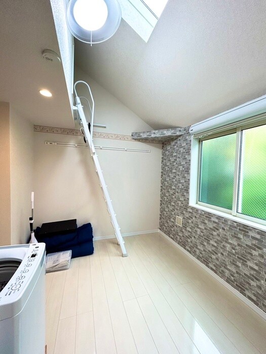 物件内観写真18　(居室)