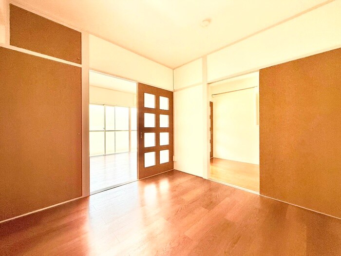 物件内観写真12　(居室)