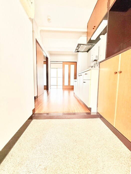 物件内観写真21　(玄関)