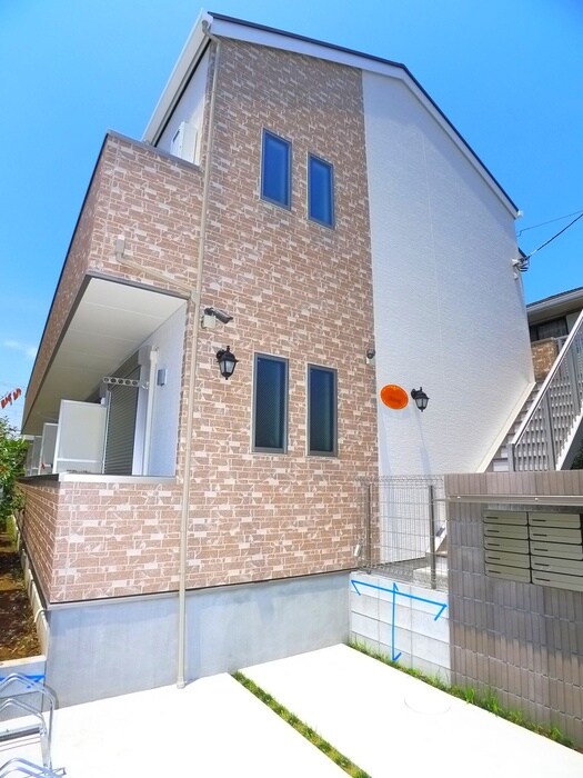 物件外観写真6　(外観写真)