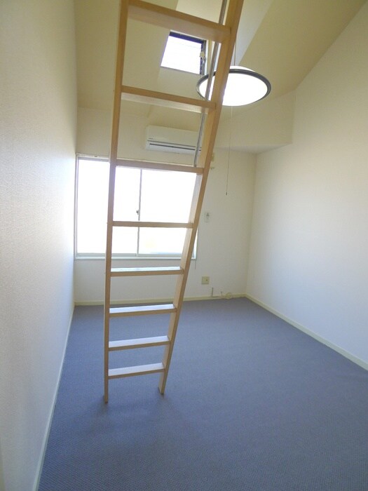 物件内観写真19　(室内からの展望)