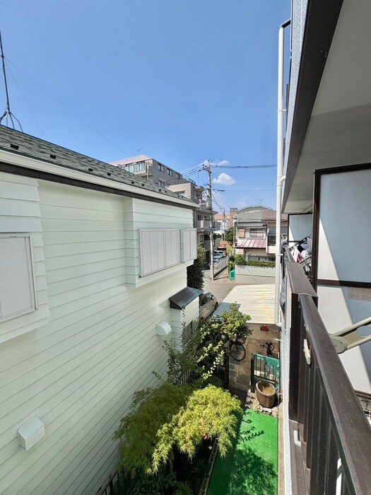 物件内観写真14　(室内からの展望)