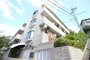 ﾍﾟｶﾞｻｽﾏﾝｼｮﾝ百合ヶ丘（404）外観写真