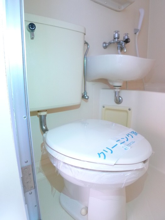 物件内観写真14　(トイレ)