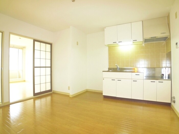 物件内観写真8　(居室)