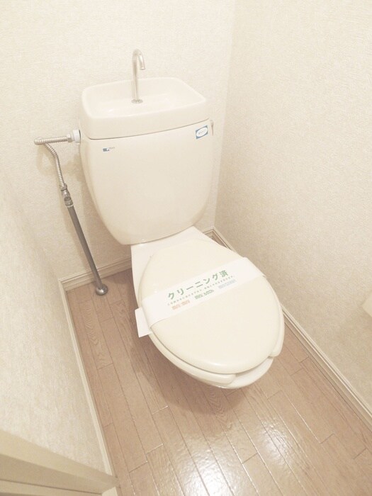 物件内観写真14　(トイレ)