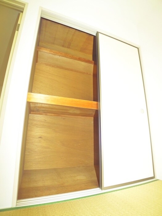 物件内観写真15　(収納)