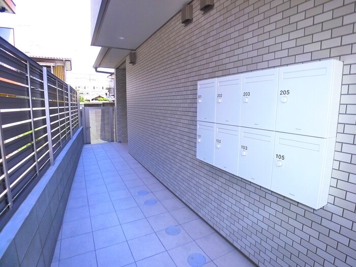 物件外観写真4　(建物設備)