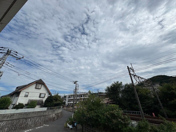 物件内観写真17　(室内からの展望)