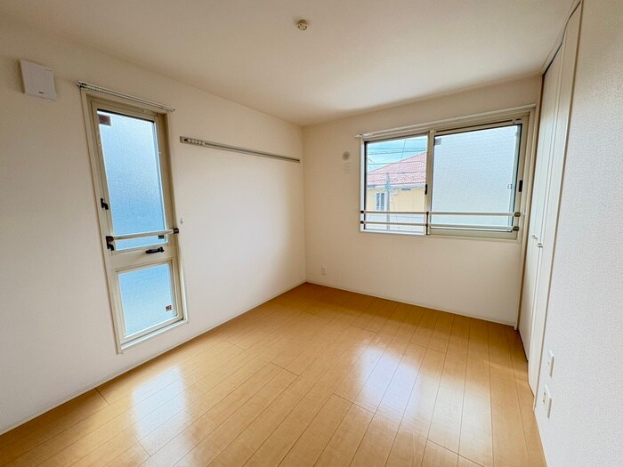 物件内観写真9　(居室)