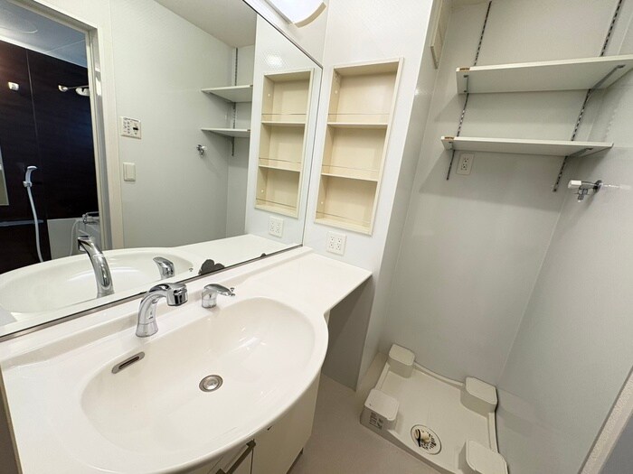 物件内観写真13　(洗面)