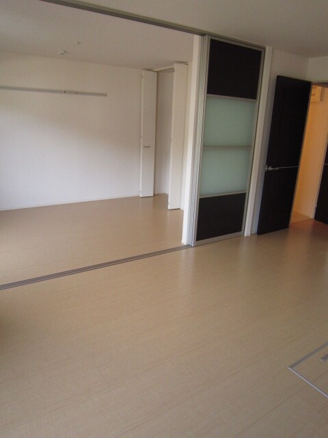 物件内観写真15　(居室)